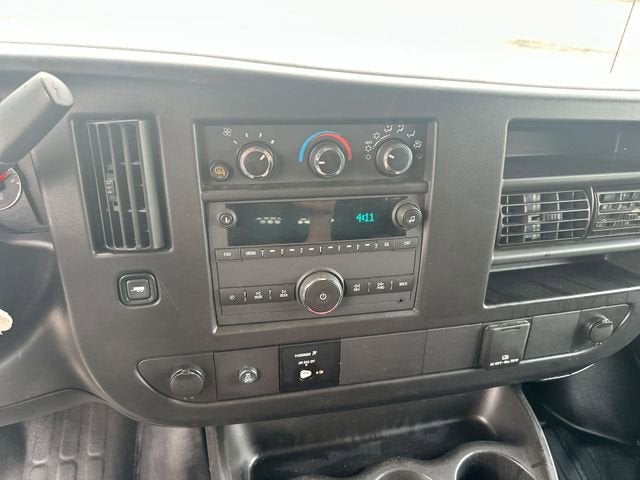 2024 Chevrolet Express Cargo 2500 WT