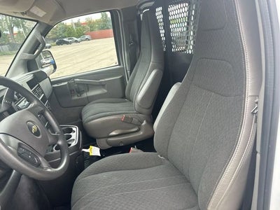 2024 Chevrolet Express Cargo 2500 WT