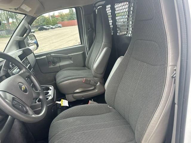 2024 Chevrolet Express Cargo 2500 WT