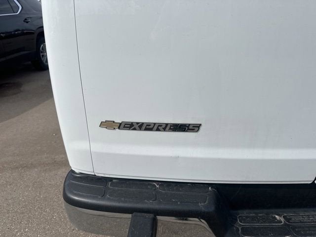 2024 Chevrolet Express Cargo 2500 WT