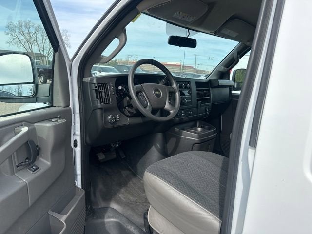 2024 Chevrolet Express Cargo 2500 WT