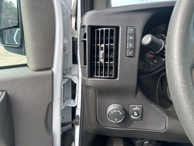 2024 Chevrolet Express Cargo 2500 WT