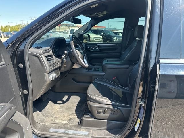 2021 GMC Yukon XL SLT