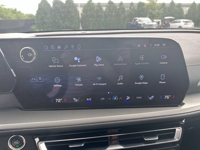 2024 Chevrolet Traverse LS