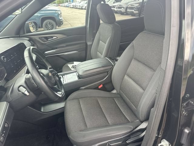2024 Chevrolet Traverse LS