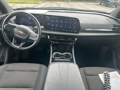 2024 Chevrolet Traverse LS