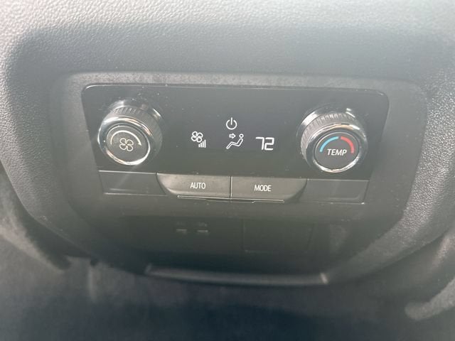 2024 Chevrolet Traverse LS