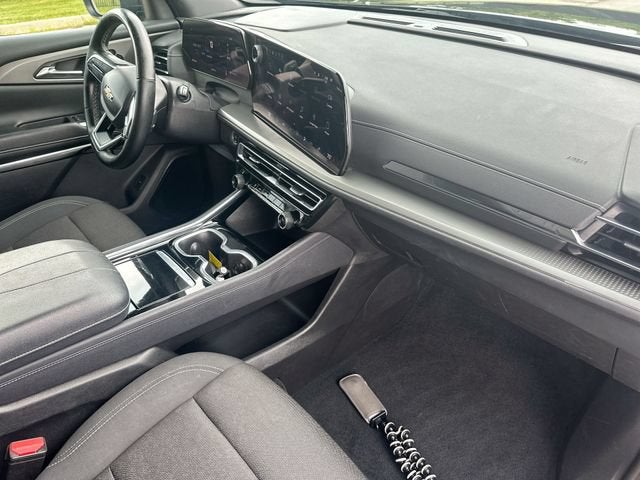 2024 Chevrolet Traverse LS
