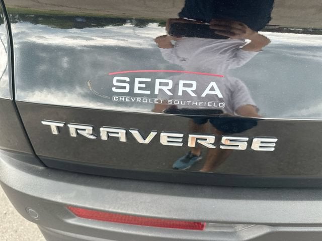 2024 Chevrolet Traverse LS