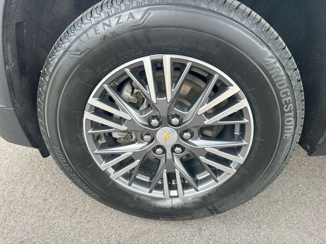 2024 Chevrolet Traverse LS