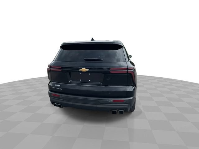 2024 Chevrolet Traverse LS