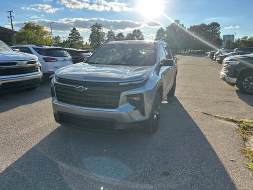 2024 Chevrolet Traverse LS