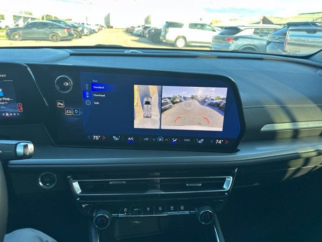 2024 Chevrolet Traverse LS