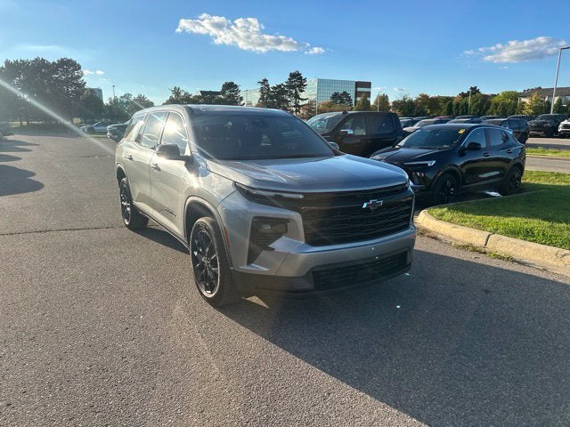 2024 Chevrolet Traverse LS