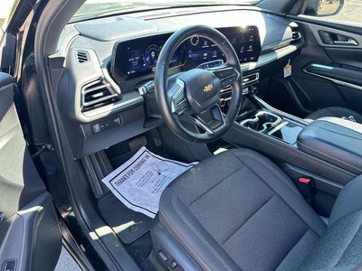 2024 Chevrolet Traverse LT