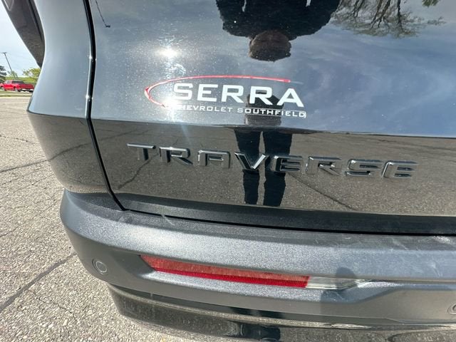 2024 Chevrolet Traverse LT