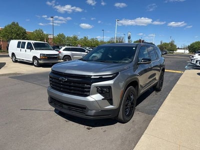 2024 Chevrolet Traverse LT
