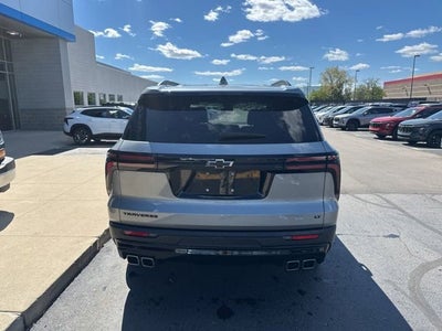 2024 Chevrolet Traverse LT