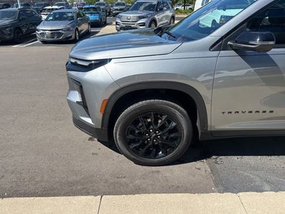 2024 Chevrolet Traverse LT