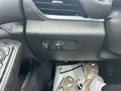 2024 Chevrolet Traverse Limited LT Cloth