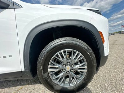 2024 Chevrolet Traverse LT