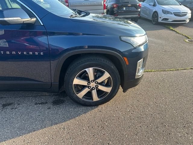 2022 Chevrolet Traverse LT Leather