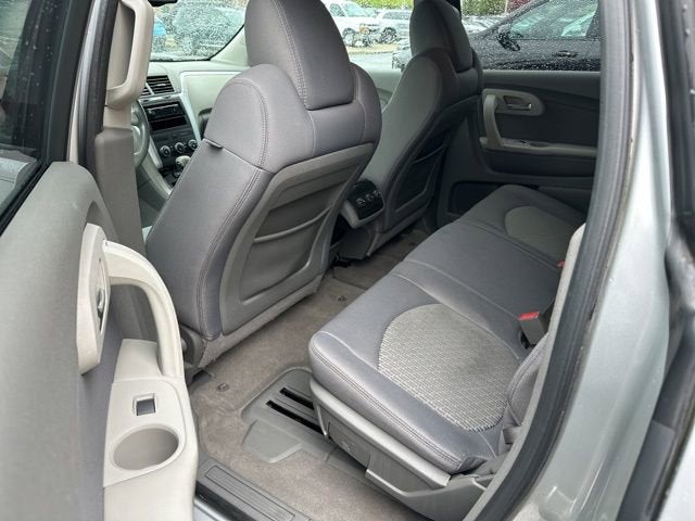 2011 Chevrolet Traverse LS