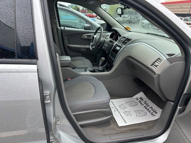 2011 Chevrolet Traverse LS