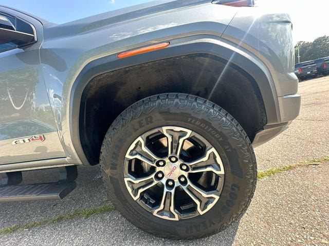 2023 GMC Canyon AT4