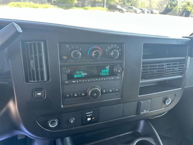 2024 GMC Savana Cargo 2500 Work Van