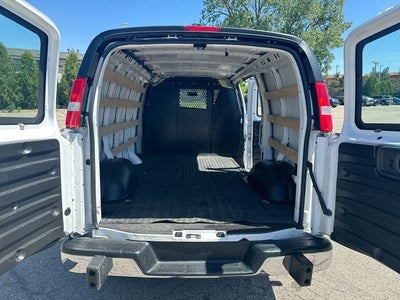 2024 GMC Savana Cargo 2500 Work Van