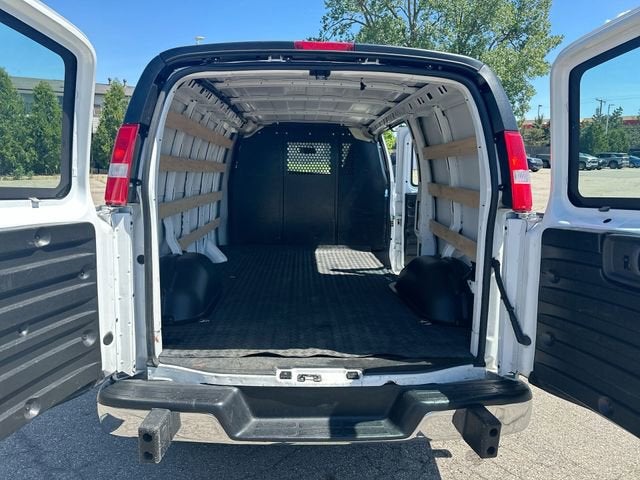 2024 GMC Savana Cargo 2500 Work Van