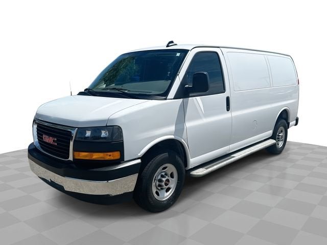 2024 GMC Savana 2500's photo
