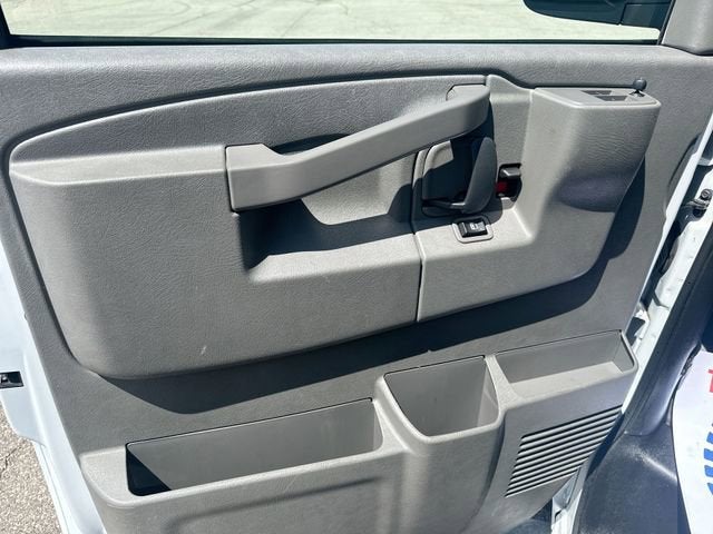 2024 GMC Savana Cargo 2500 Work Van