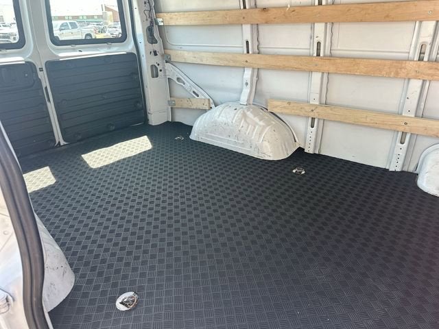 2024 GMC Savana Cargo 2500 Work Van