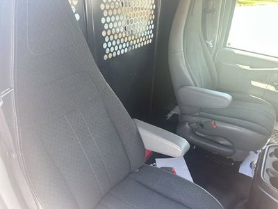2024 GMC Savana Cargo 2500 Work Van