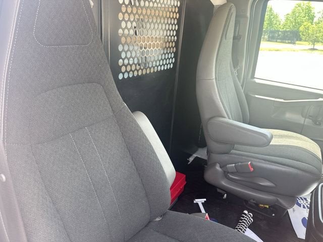 2024 GMC Savana Cargo 2500 Work Van