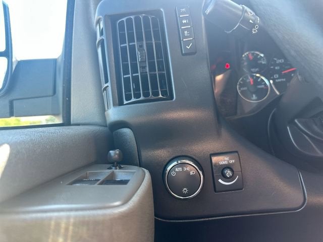 2024 GMC Savana Cargo 2500 Work Van
