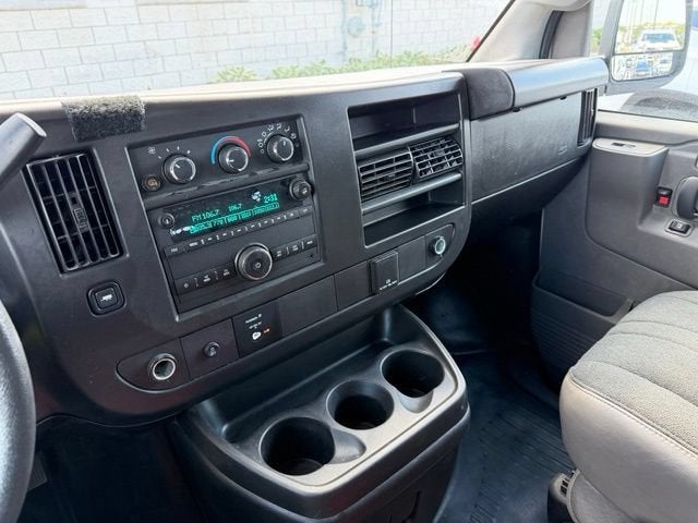 2025 GMC Savana Cargo Work Van
