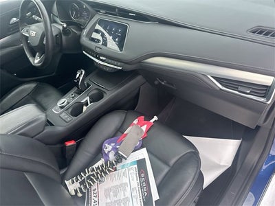 2023 Cadillac XT4 Premium Luxury