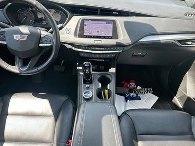 2023 Cadillac XT4 Premium Luxury