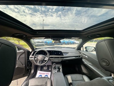 2024 Cadillac XT4 Sport