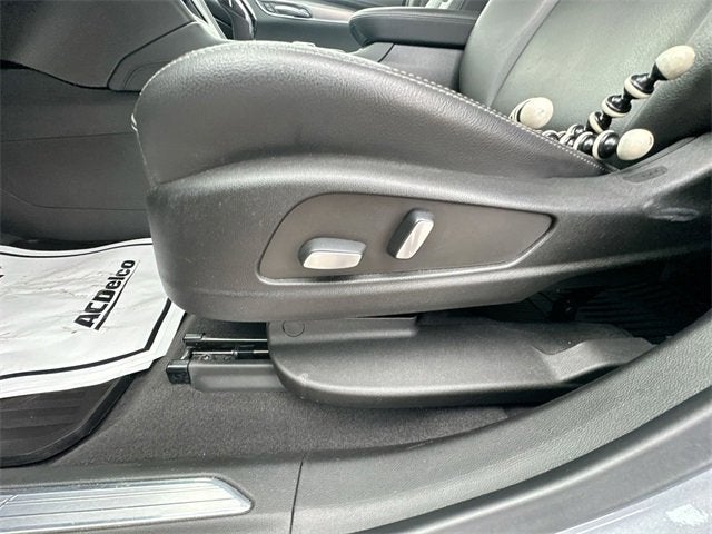 2022 Cadillac XT5 Luxury