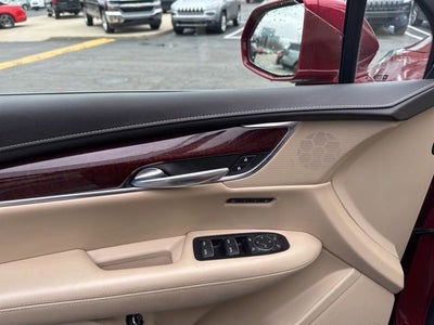 2019 Cadillac XT5 Luxury AWD