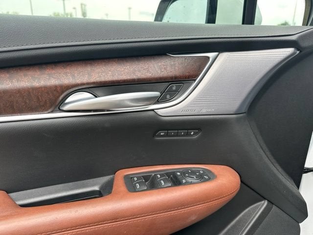 2024 Cadillac XT5 Sport