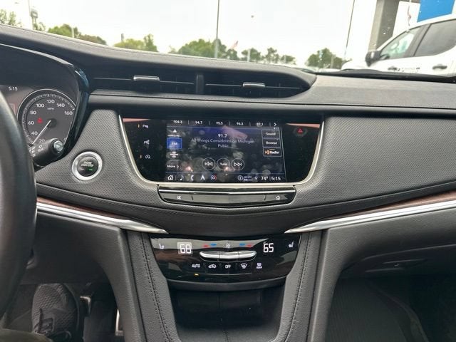 2024 Cadillac XT5 Sport
