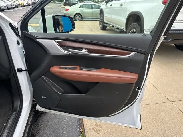 2024 Cadillac XT5 Sport