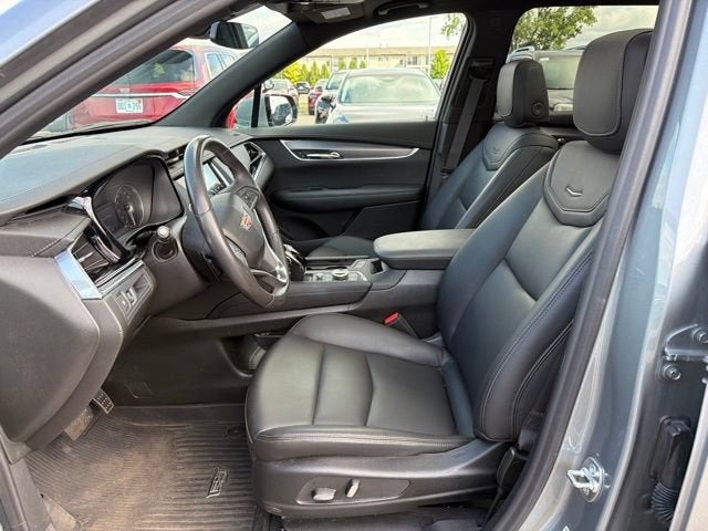 2024 Cadillac XT6 Luxury
