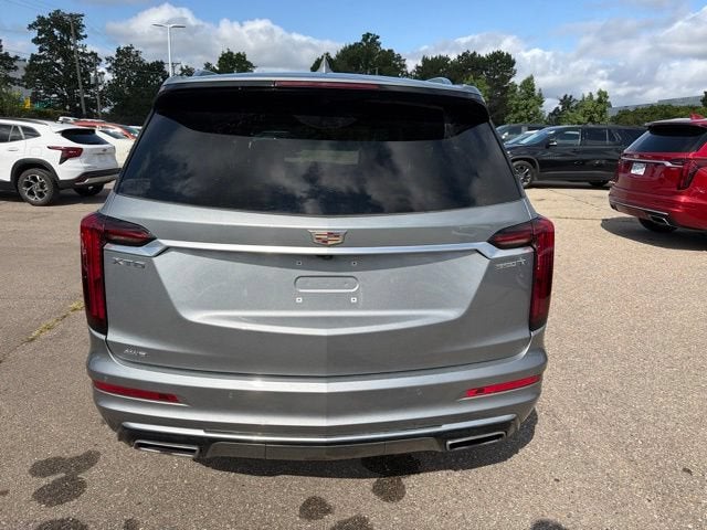 2024 Cadillac XT6 Luxury