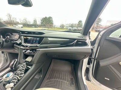 2022 Cadillac XT6 Sport